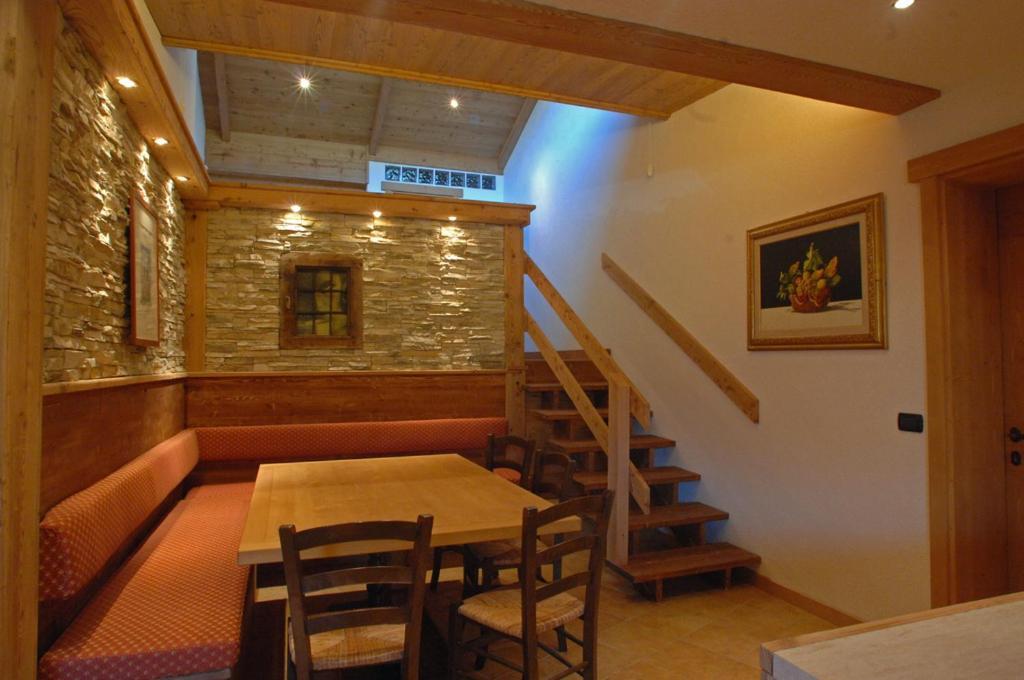 ليفينو Chalet Garden الغرفة الصورة