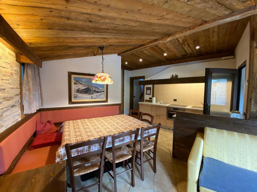 ليفينو Chalet Garden الغرفة الصورة