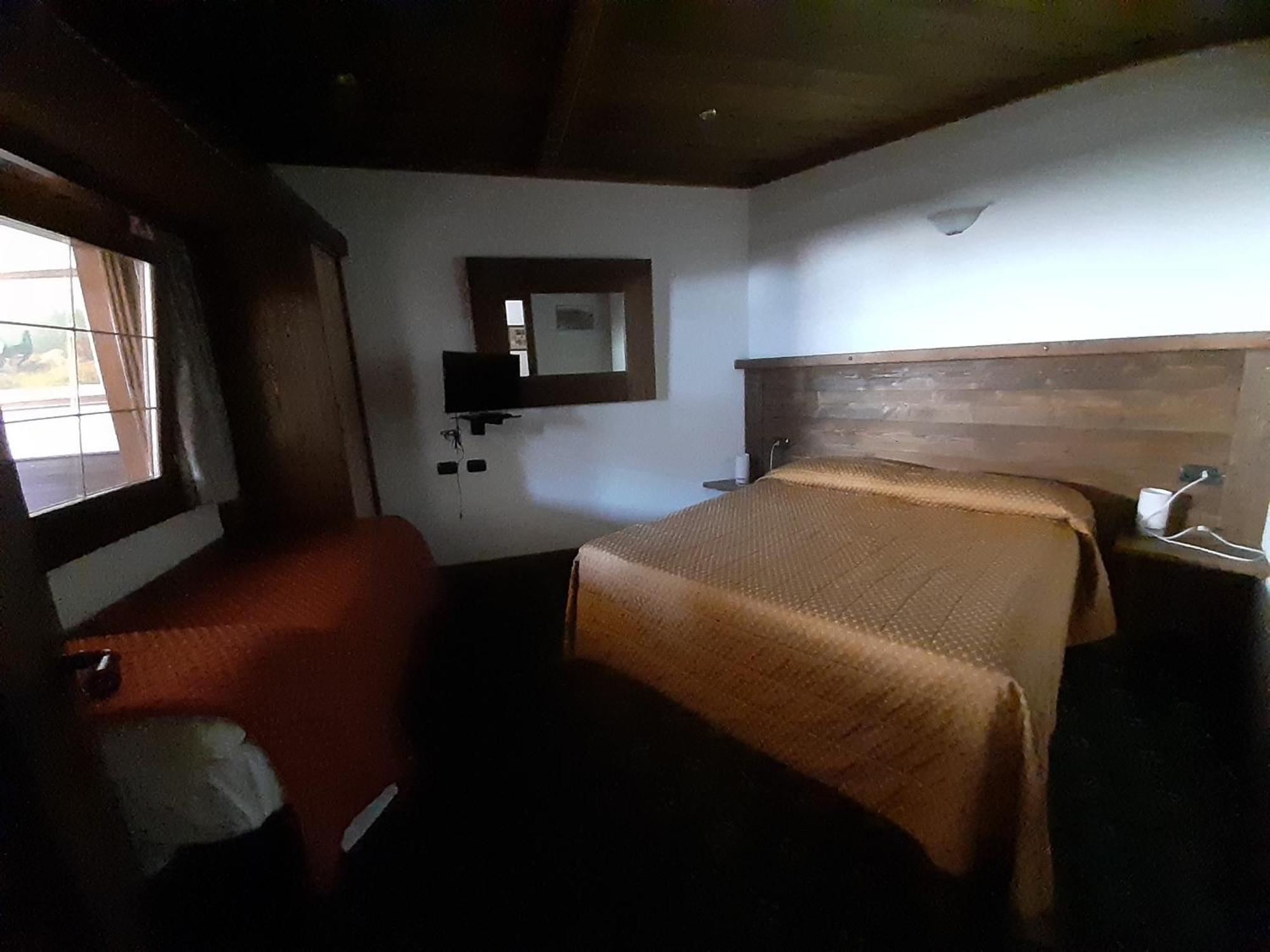 ليفينو Chalet Garden الغرفة الصورة